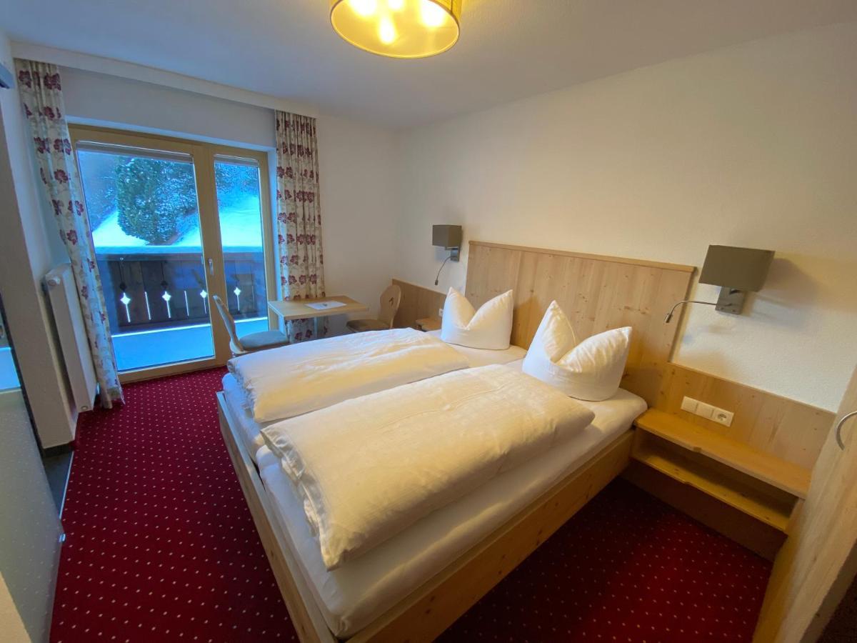 Pension Kandaharblick Pettneu am Arlberg Dış mekan fotoğraf