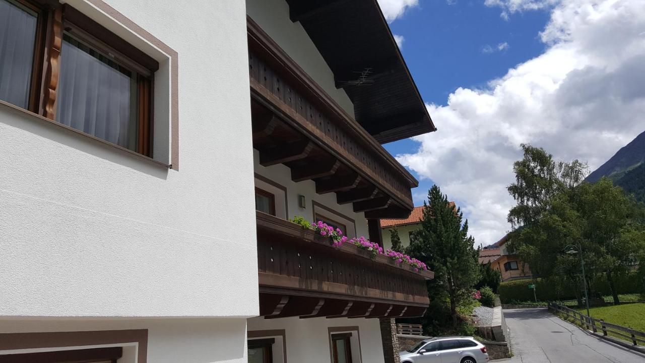 Pension Kandaharblick Pettneu am Arlberg Dış mekan fotoğraf